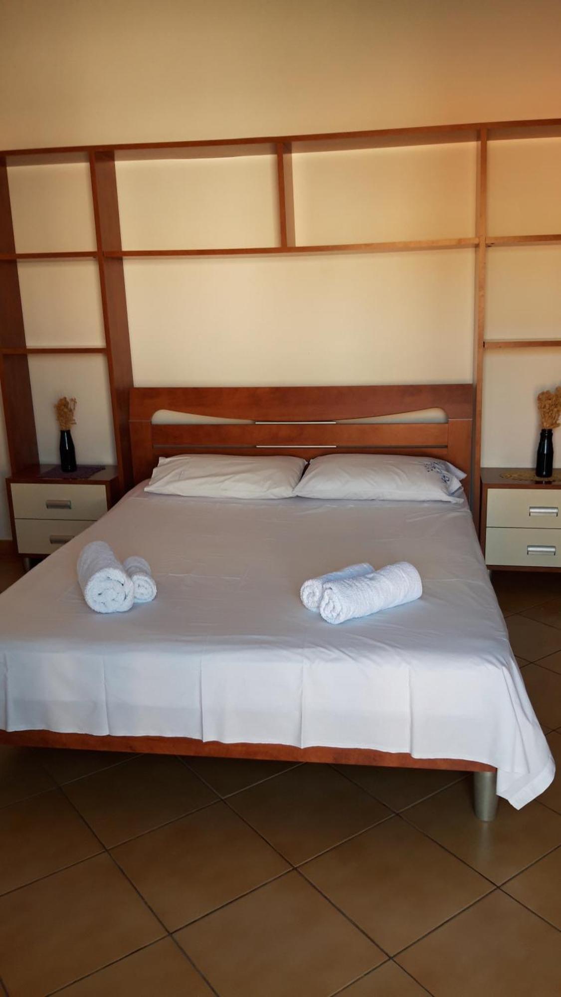 Apartament Gloria&Mitati โอริคูม ห้อง รูปภาพ